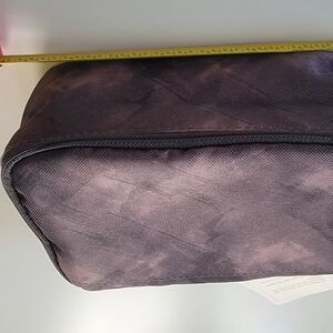 NIP Thirty-One Go-To Snack Box "Dusty Smoke" purple